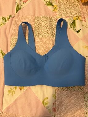 lululemon athletica Smooth Light Blue Wireless Bra